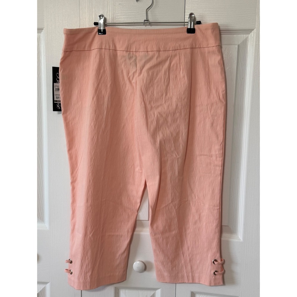 Bella Rose Peach Pink Textured Capri Pants Lace Up Hem PXL NEW